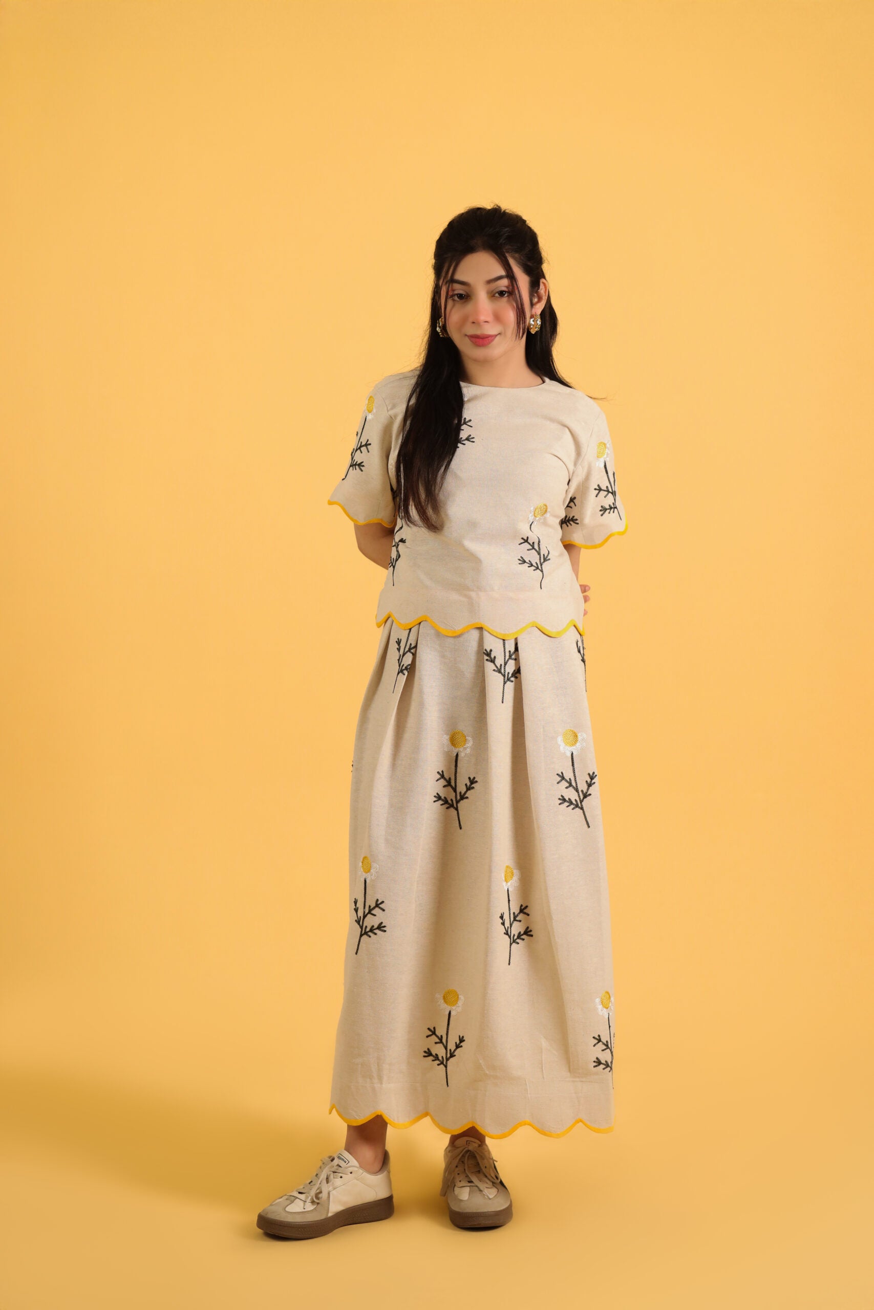 The Chamomile Scallop Top